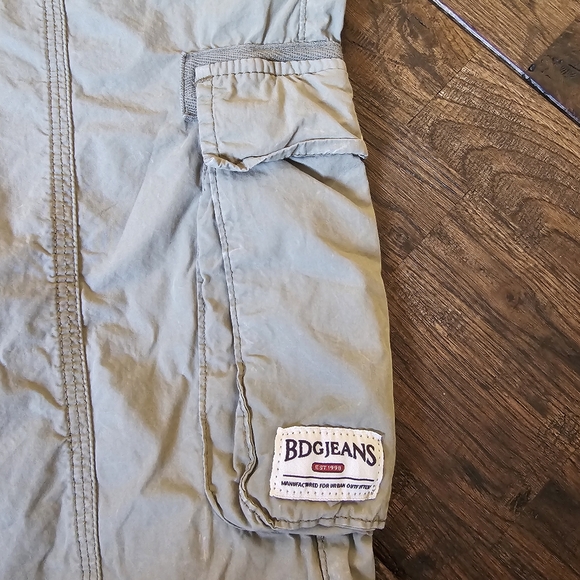 BDG URBAN OUTFITTERS WOMENS LOW RISE BAGGY CARGO PANTS SIZE XS - Picture 3 of 7